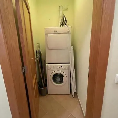 Lovely 2 Bedroom Inside A In * البوفيرا