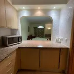 Lovely 2 Bedroom Inside A In بيت للعطل