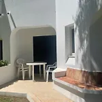 Lovely 2 Bedroom Inside A In بيت للعطل