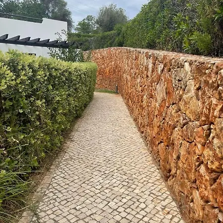 Lovely 2 Bedroom Inside A In Tatil Evi Albufeira