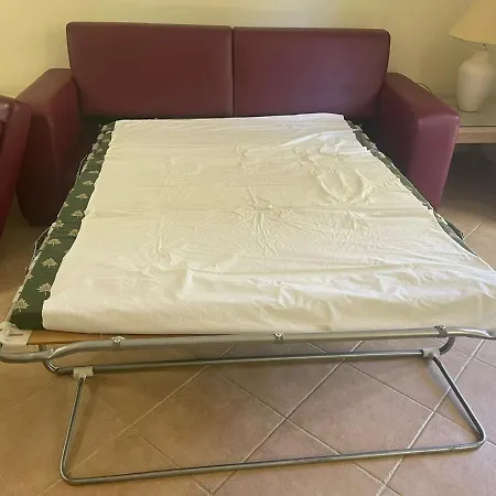 Сasa de vacaciones Lovely 2 Bedroom Inside A In