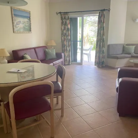 Lovely 2 Bedroom Inside A In Albufeira