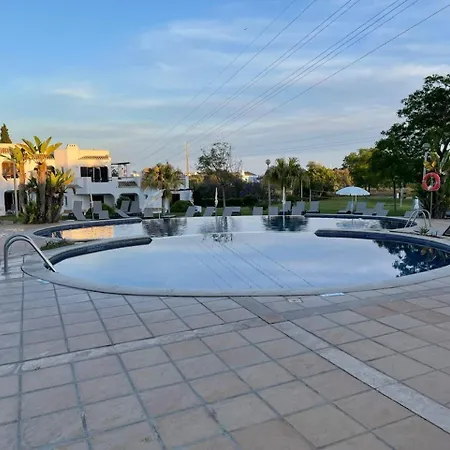 Lovely 2 Bedroom Inside A In