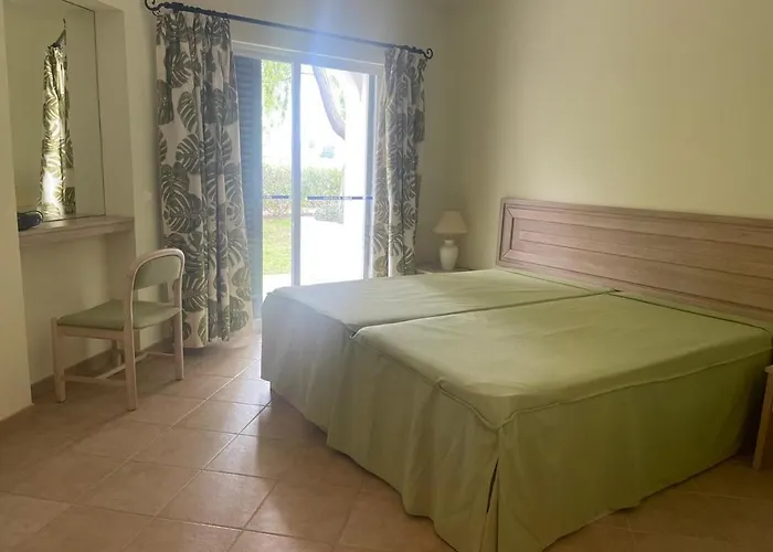 펜션 Lovely 2 Bedroom Inside A In