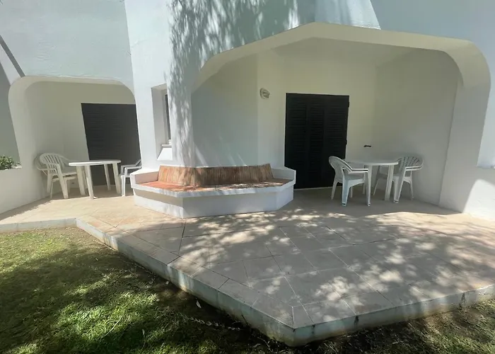 Lovely 2 Bedroom Inside A In