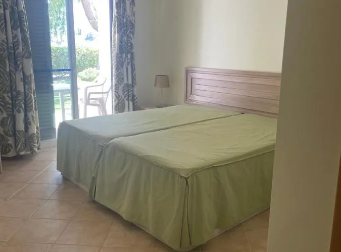 Lovely 2 Bedroom Inside A In