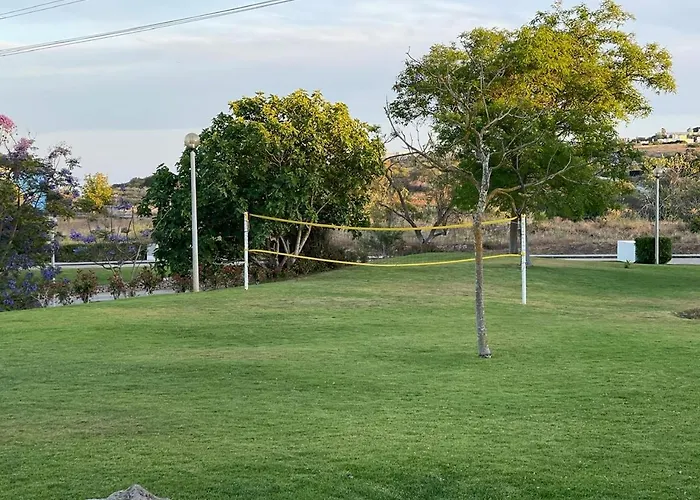 펜션 Lovely 2 Bedroom Inside A In *