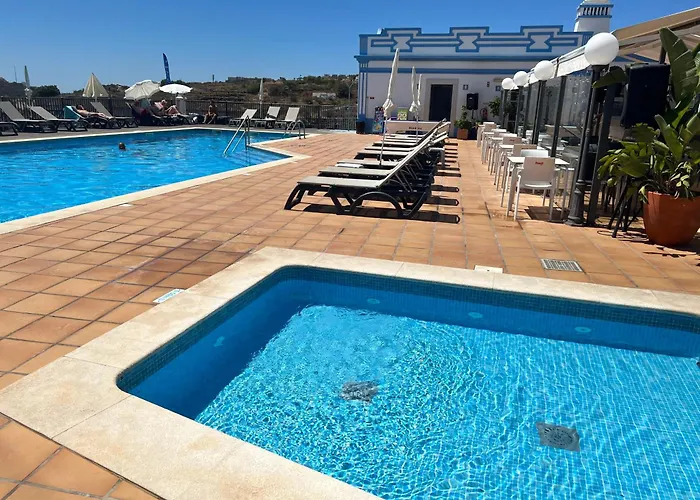 Lovely 2 Bedroom Inside A In * 알부페이라