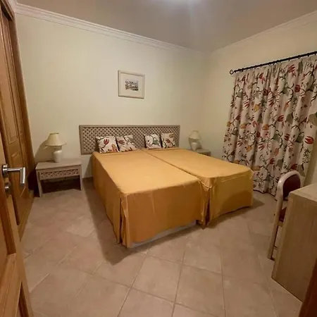 Lovely 2 Bedroom Inside A In Feriehus